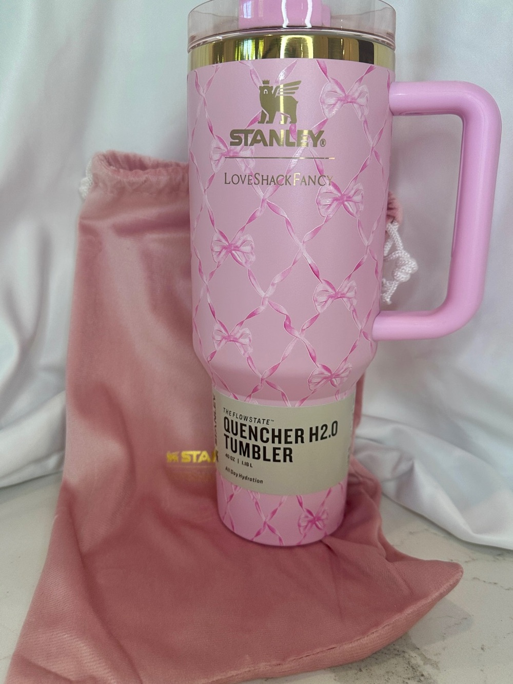 Stanley Pink Bow Pattern Quencher Tumbler with Gold Accents-READ NOTES